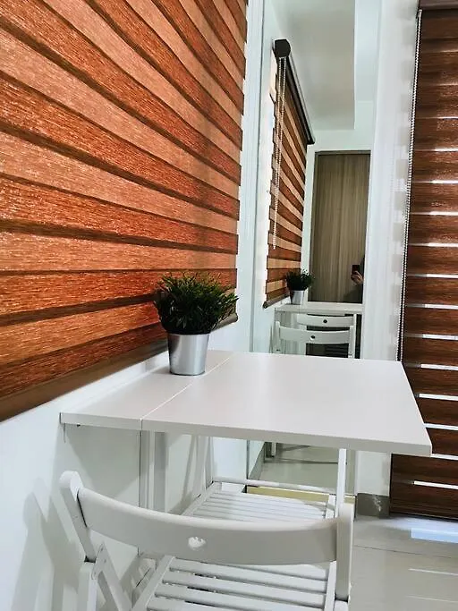 2Br W/ Balcony Manila Bay View Apartment Philippines
