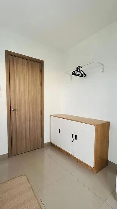2Br W/ Balcony Manila Bay View Apartment