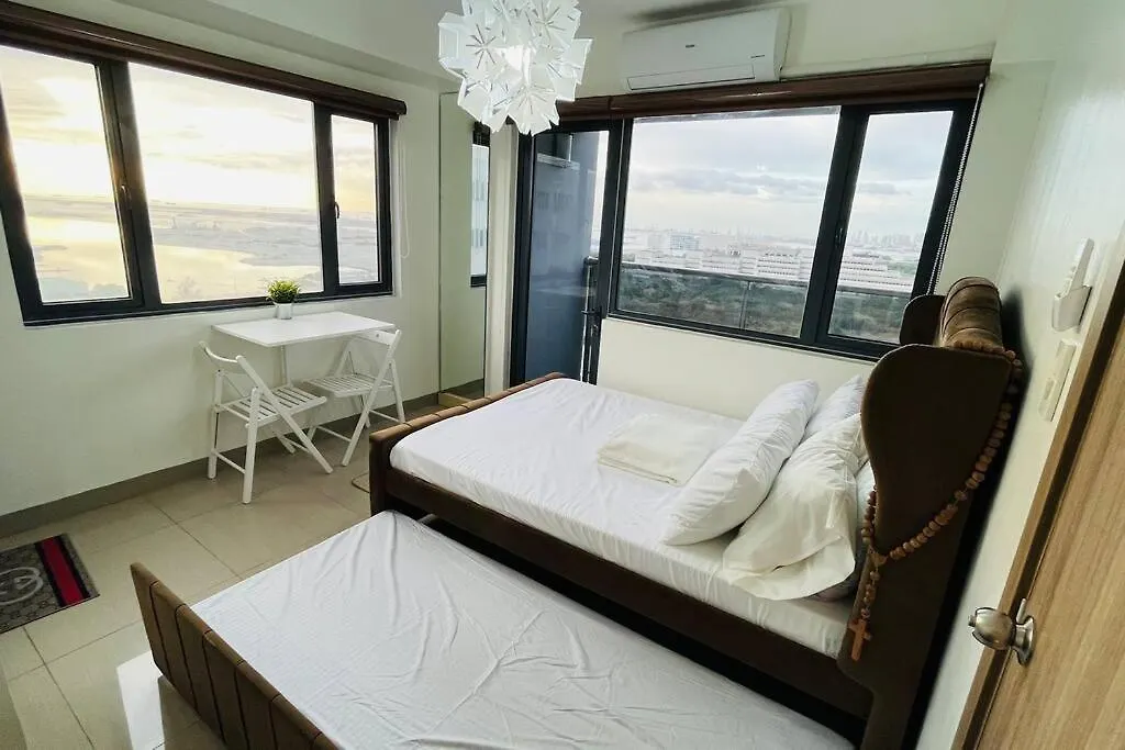2Br W/ Balcony Manila Bay View Apartment