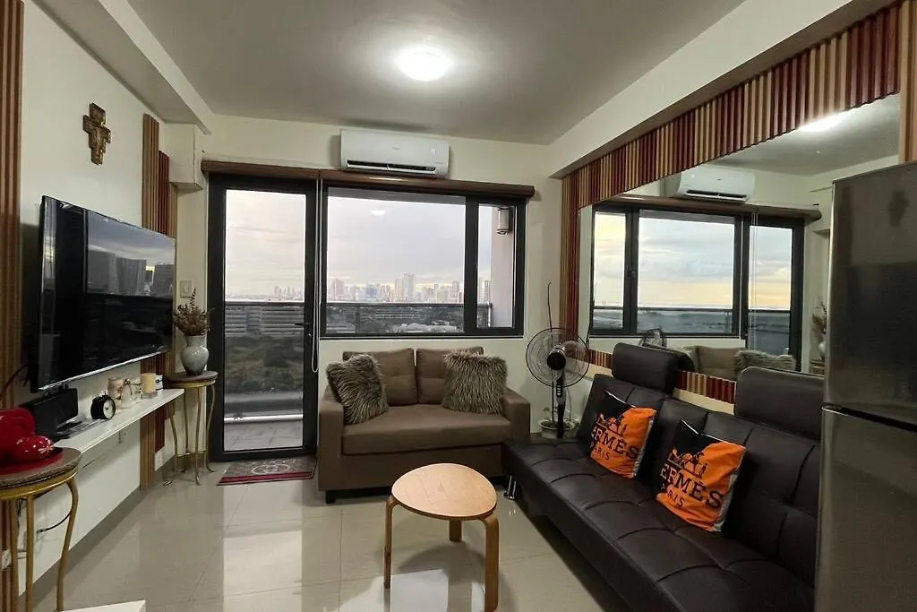 2Br W/ Balcony Manila Bay View Apartment